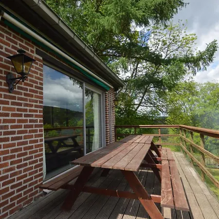 Dom wakacyjny Beautiful In With Terrace Garden Trou de Bra